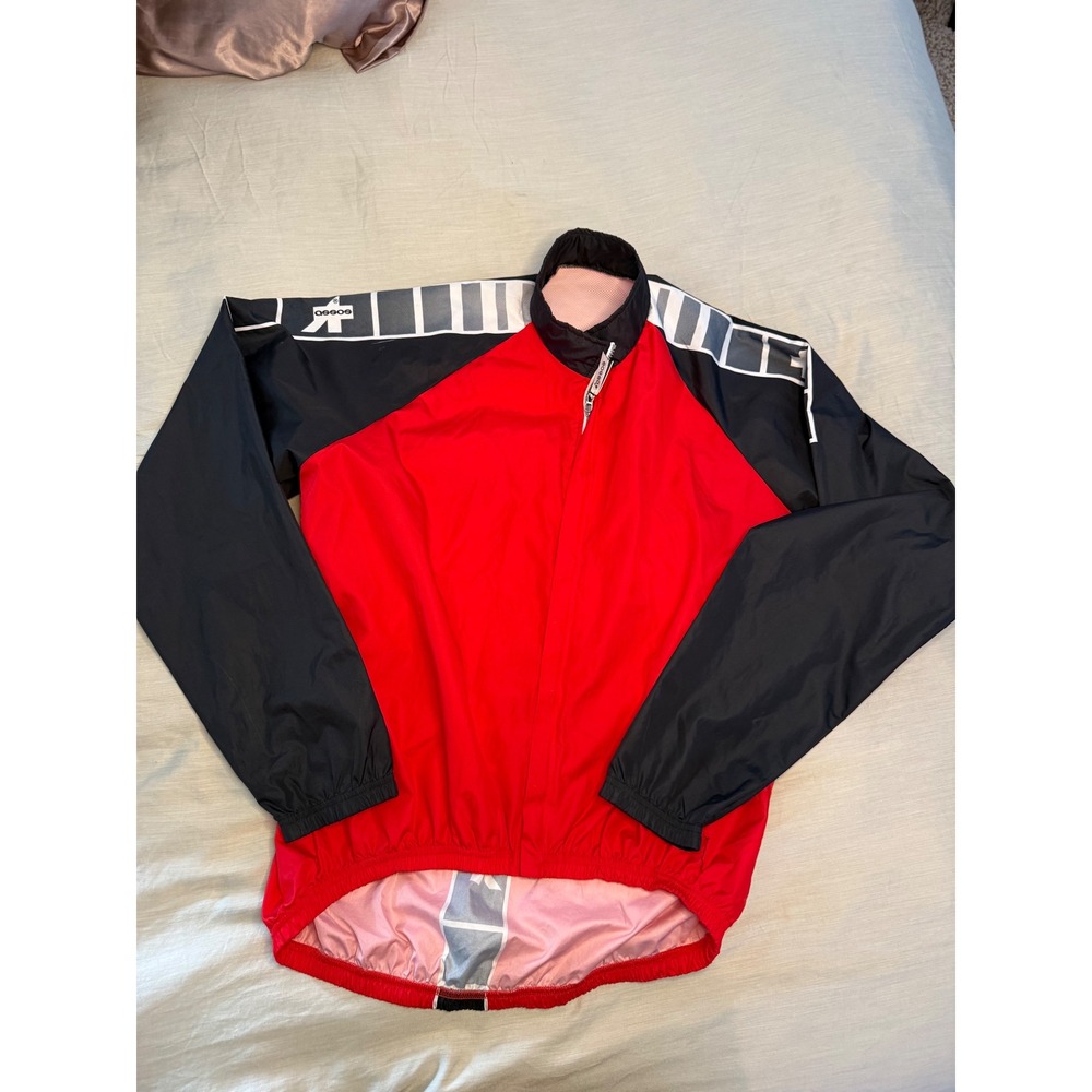 ASSOS Switzerland Cycling Jacket Men's III Red Black Reflective Zip‎ Rear Vent